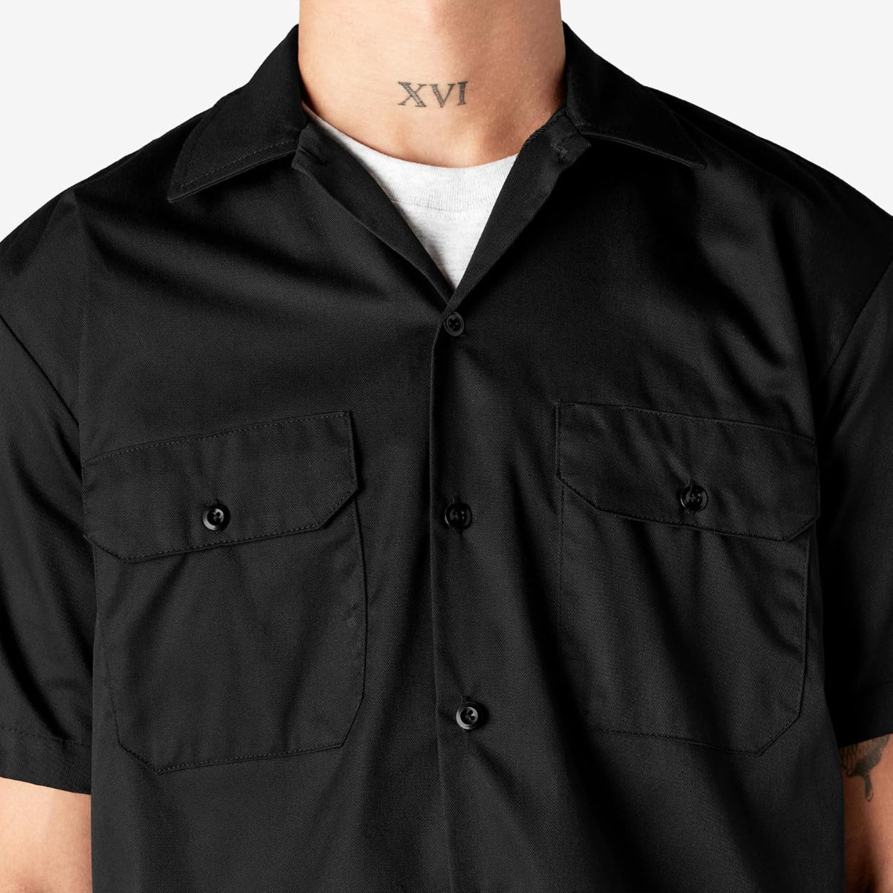 Dickies Men’s Short Sleeve Work Shirt – Durable Twill Button Down Shirts for Men, Lightweight Uniform for Daily Wear